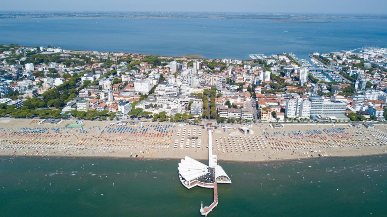 Appartamenti Fungo Lignano Sabbiadoro Eksteriør bilde